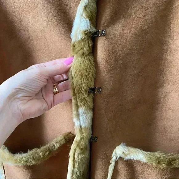 Floriane Coat Faux Suede Faux  Fur Winter Pea Coat Hood Tan Brown Girls Size 8 - Picture 8 of 16